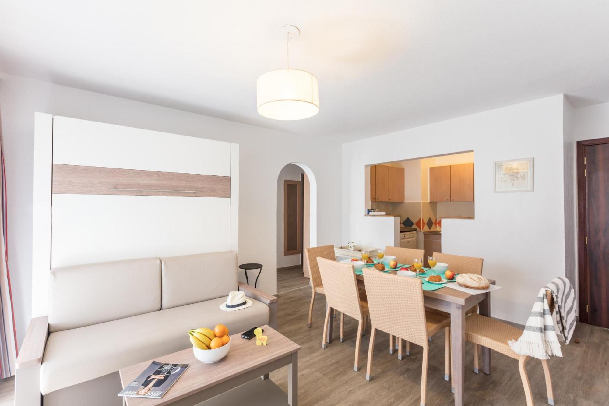 Residence Pierre & Vacances Les Platanes Sainte-Maxime Exterior photo