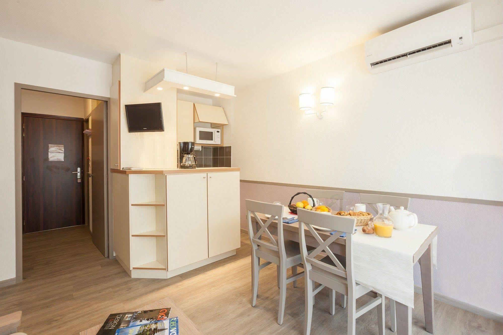 Residence Pierre & Vacances Les Platanes Sainte-Maxime Exterior photo