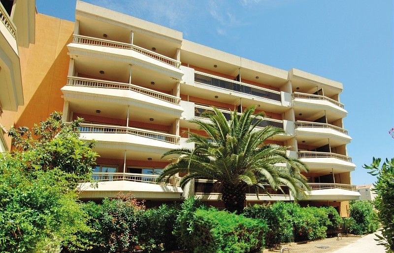 Residence Pierre & Vacances Les Platanes Sainte-Maxime Exterior photo